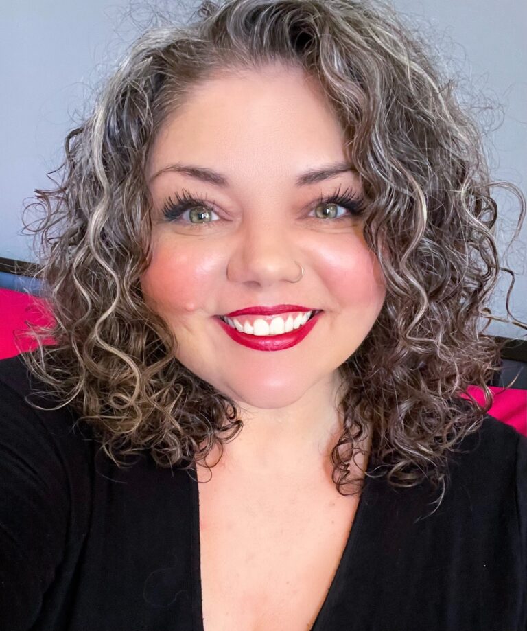 د. كيسي كاثرين مور